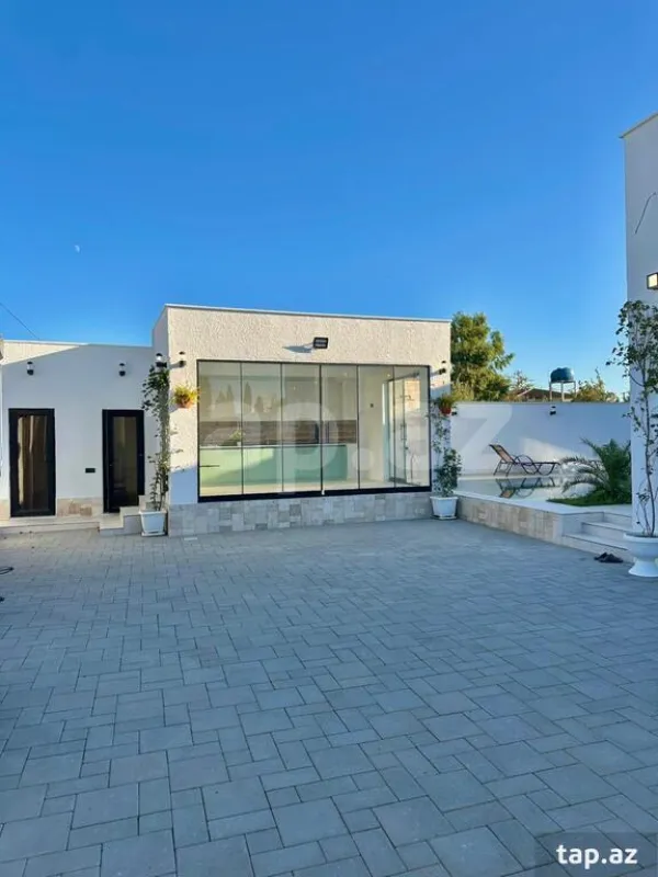 Satılır 4 otaqlı həyət evi
