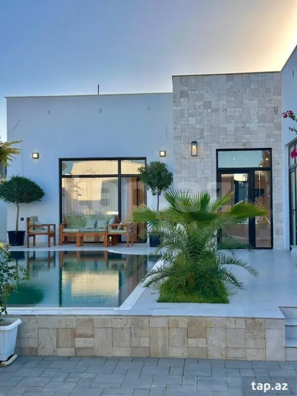 Satılır 4 otaqlı həyət evi