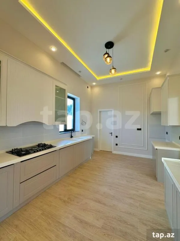 Satılır 4 otaqlı həyət evi