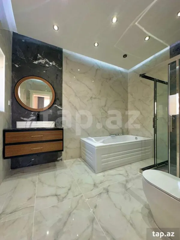 Satılır 5 otaqlı həyət evi