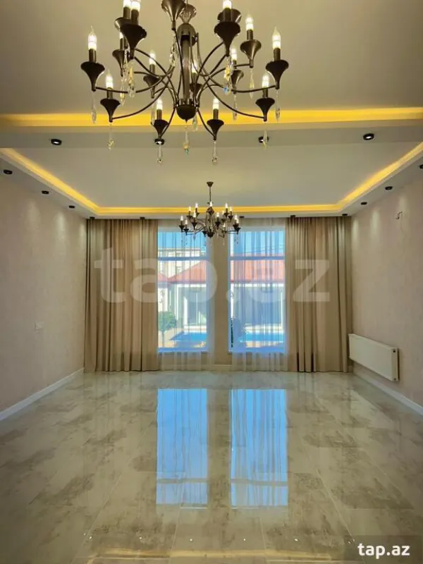 Satılır 5 otaqlı həyət evi