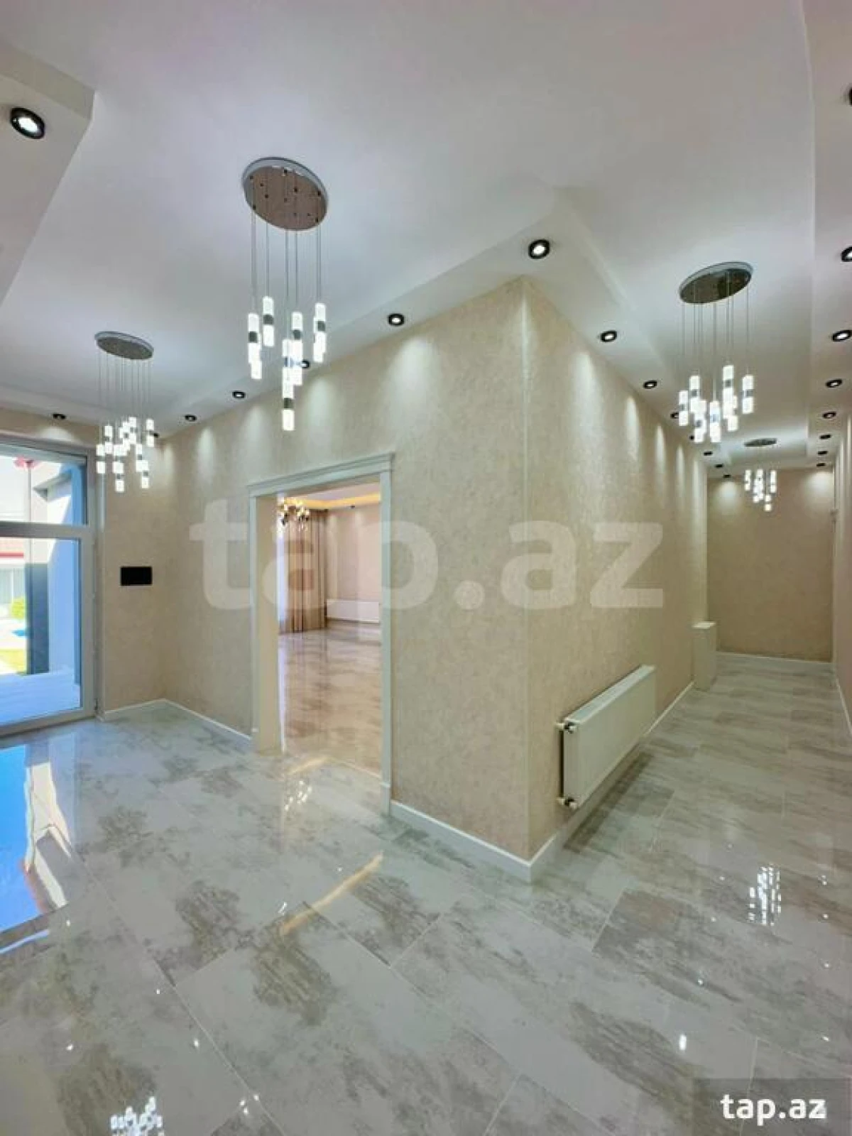 Satılır 5 otaqlı həyət evi