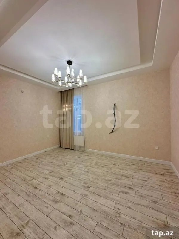 Satılır 5 otaqlı həyət evi