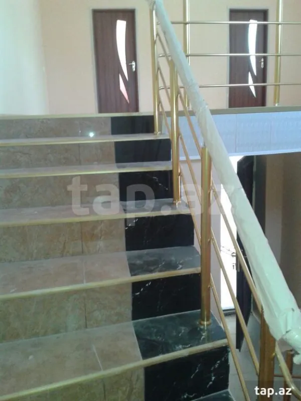 Satılır 3 otaqlı həyət evi