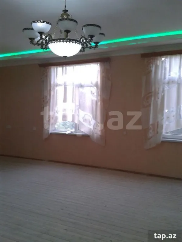 Satılır 3 otaqlı həyət evi