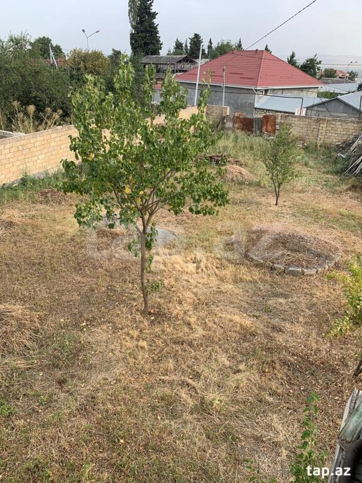 Satılır 2 otaqlı həyət evi