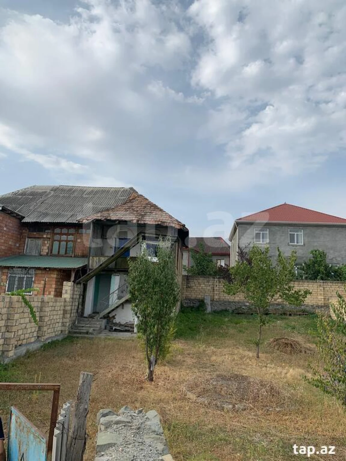 Satılır 2 otaqlı həyət evi