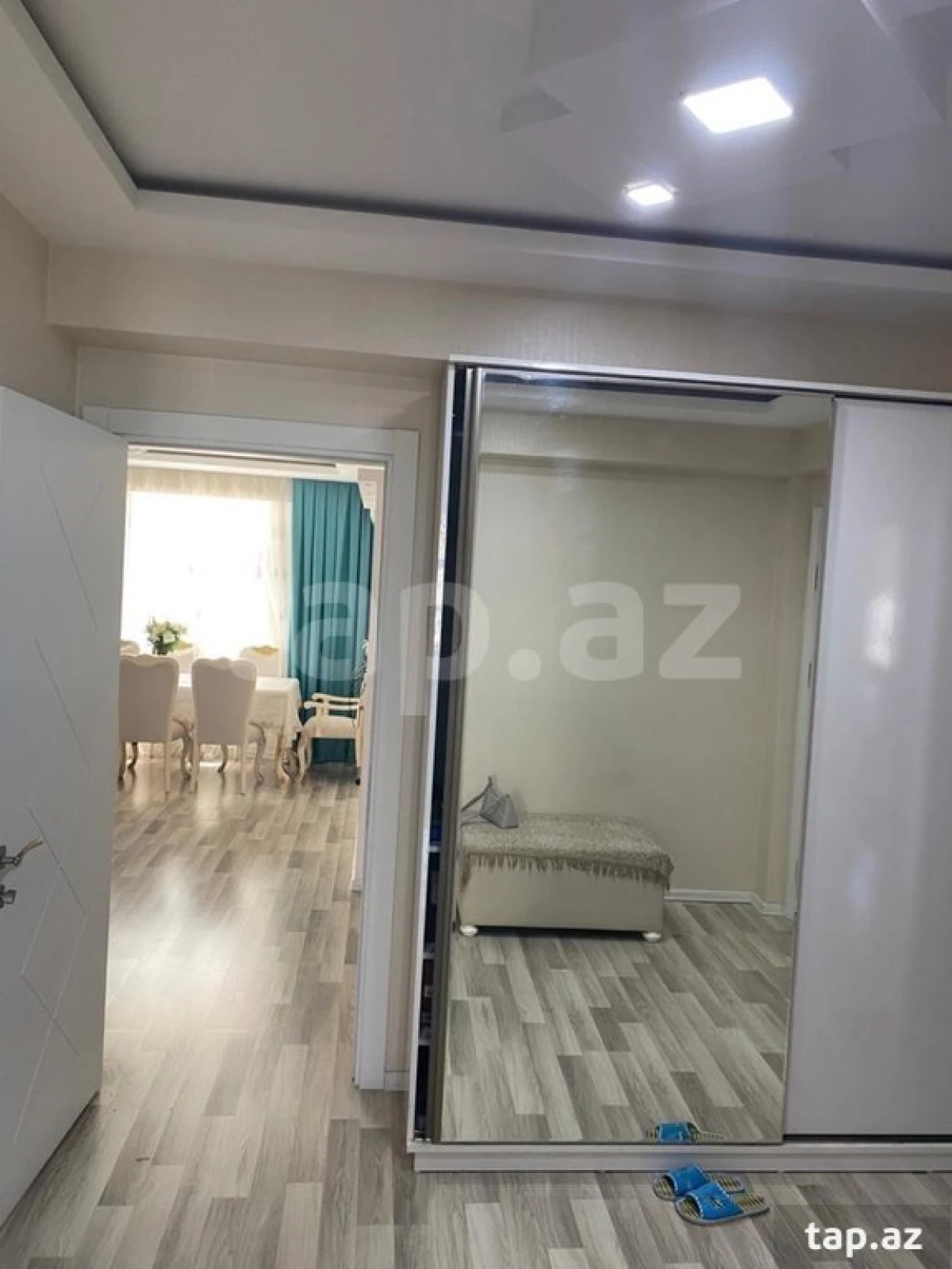 Kirayə verilir 3 otaqlı yeni tikili 120 m²