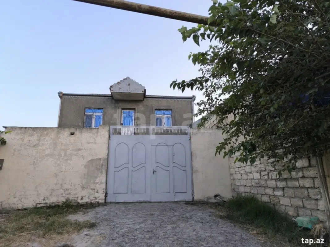 Satılır 6 otaqlı həyət evi 153 m²