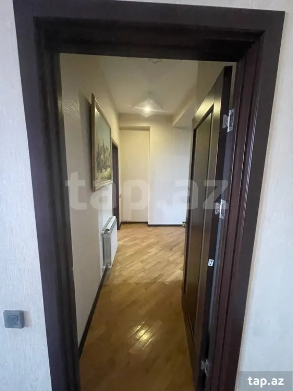 Kirayə verilir 2 otaqlı yeni tikili 65 m²
