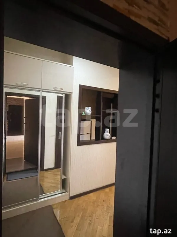 Kirayə verilir 2 otaqlı yeni tikili 65 m²