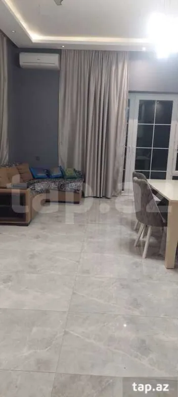 Kirayə verilir 4 otaqlı həyət evi