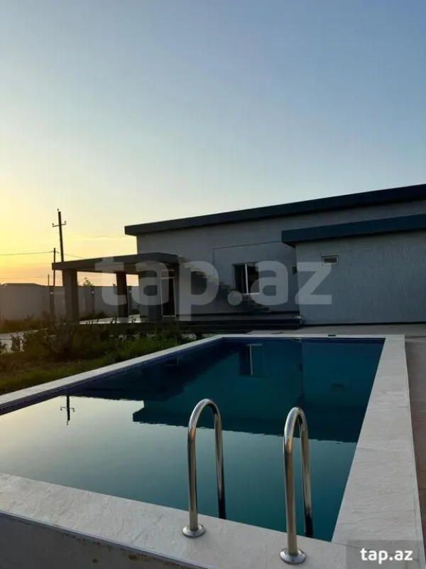 Kirayə verilir 4 otaqlı həyət evi