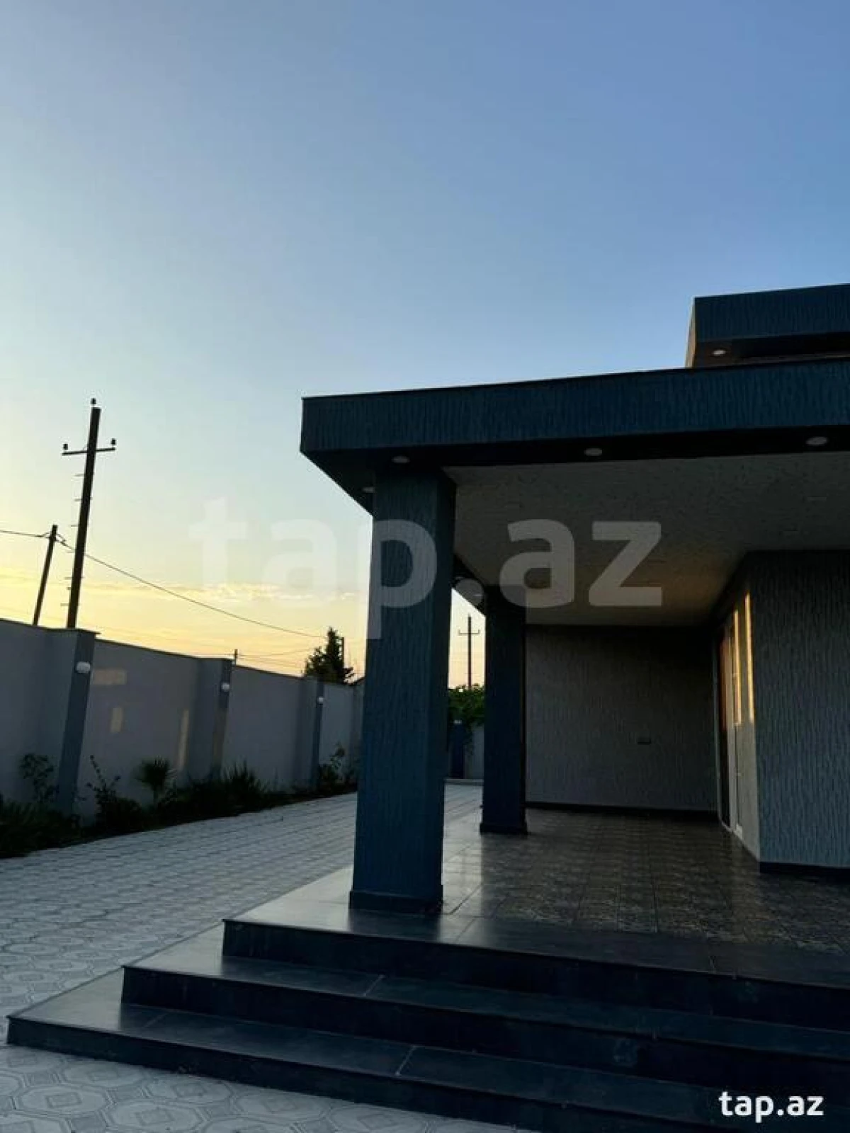 Kirayə verilir 4 otaqlı həyət evi