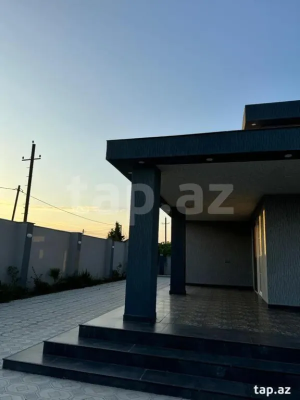 Kirayə verilir 4 otaqlı həyət evi