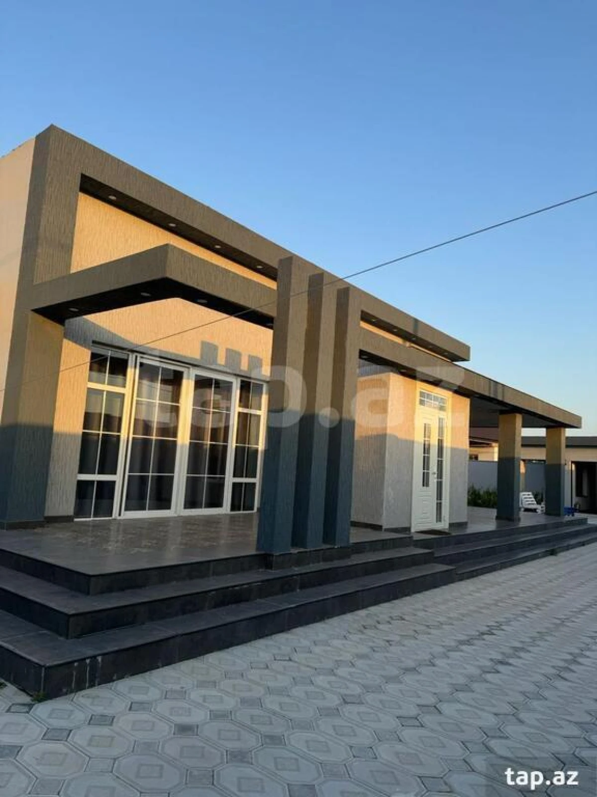 Kirayə verilir 4 otaqlı həyət evi