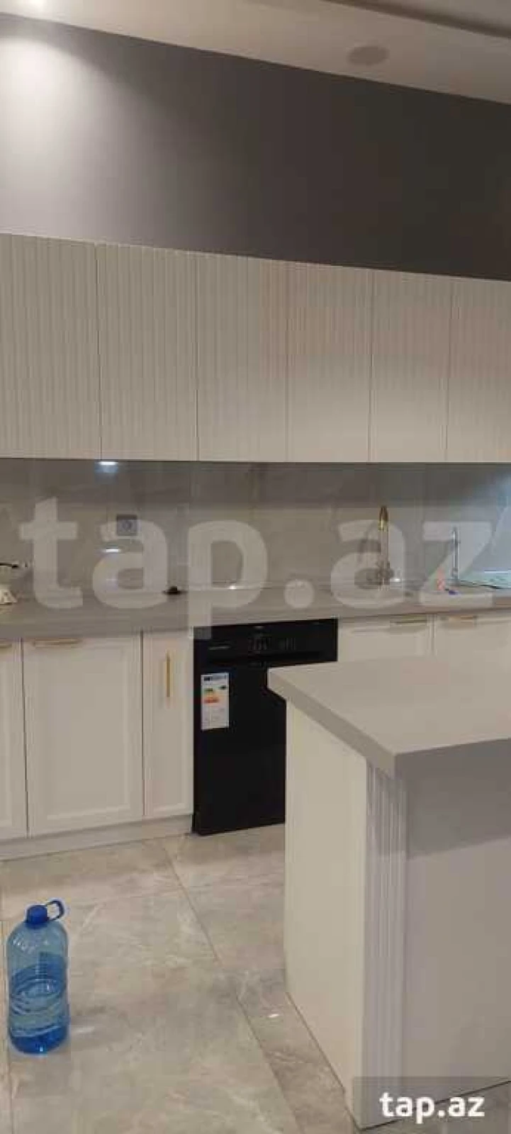 Kirayə verilir 4 otaqlı həyət evi