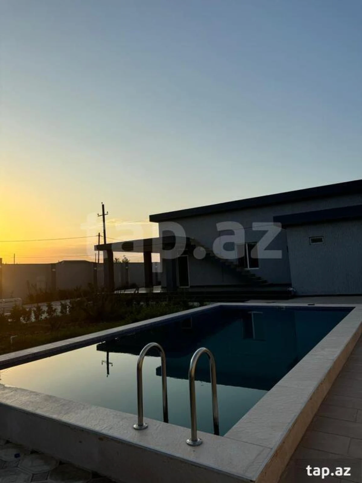 Kirayə verilir 4 otaqlı həyət evi