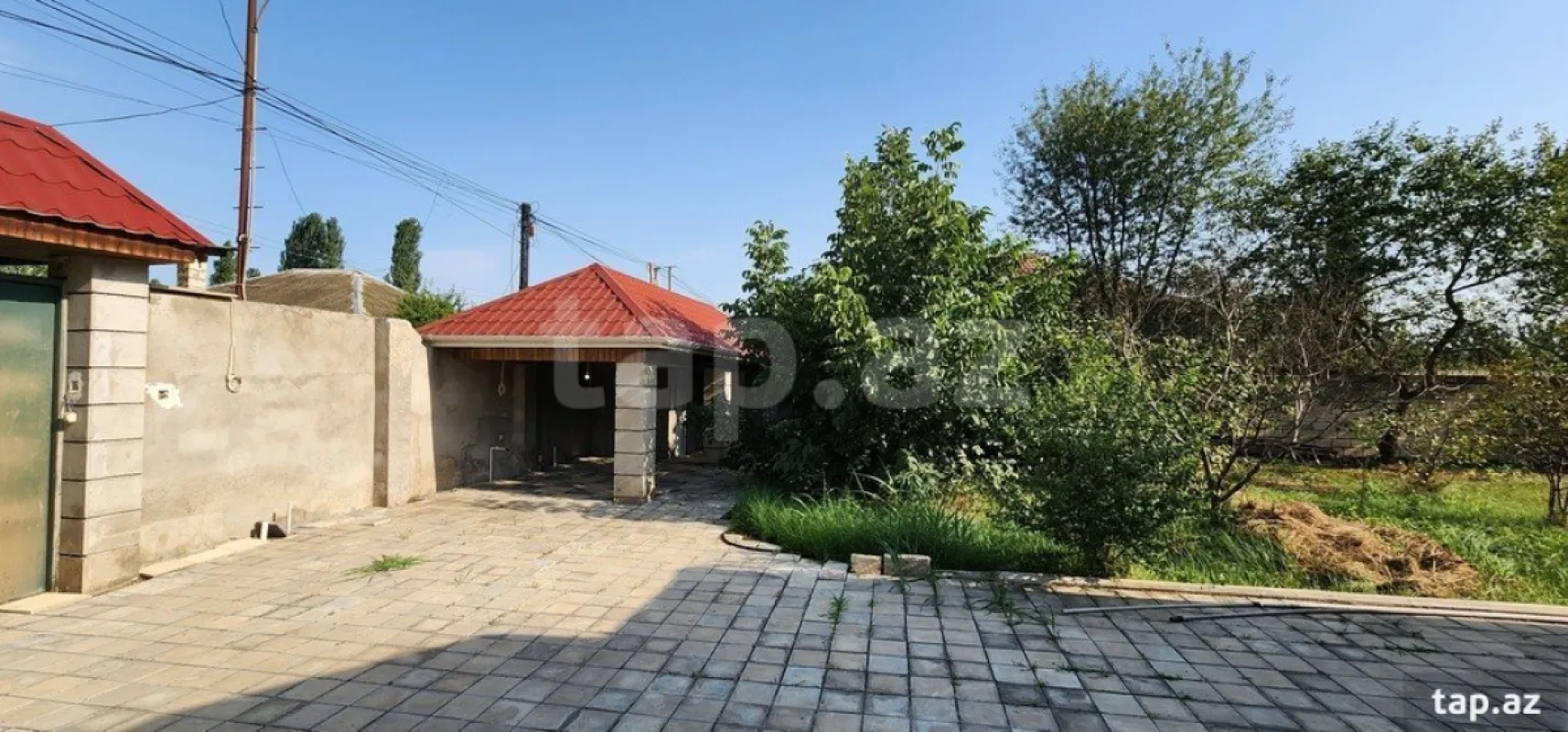 Satılır 4 otaqlı həyət evi