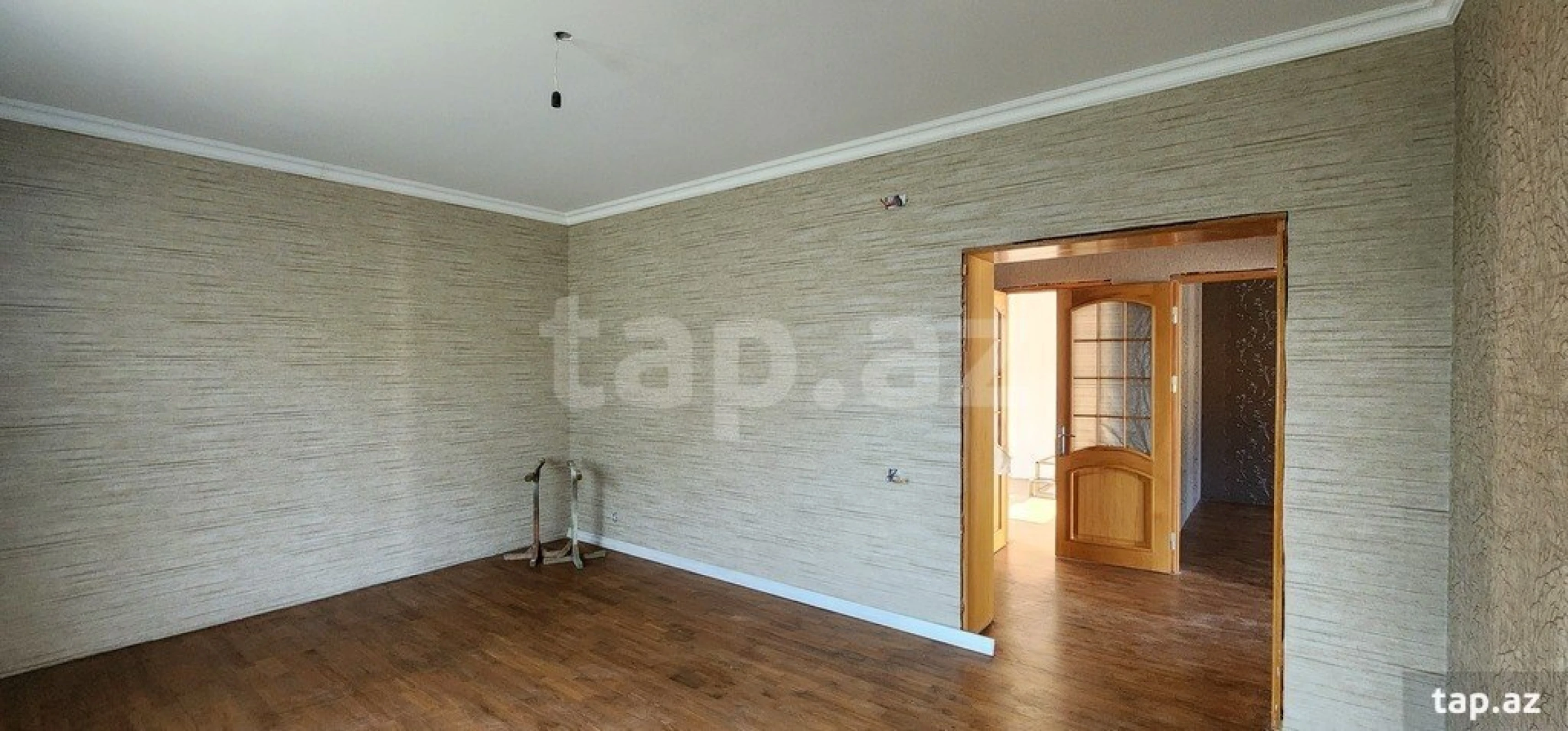 Satılır 4 otaqlı həyət evi