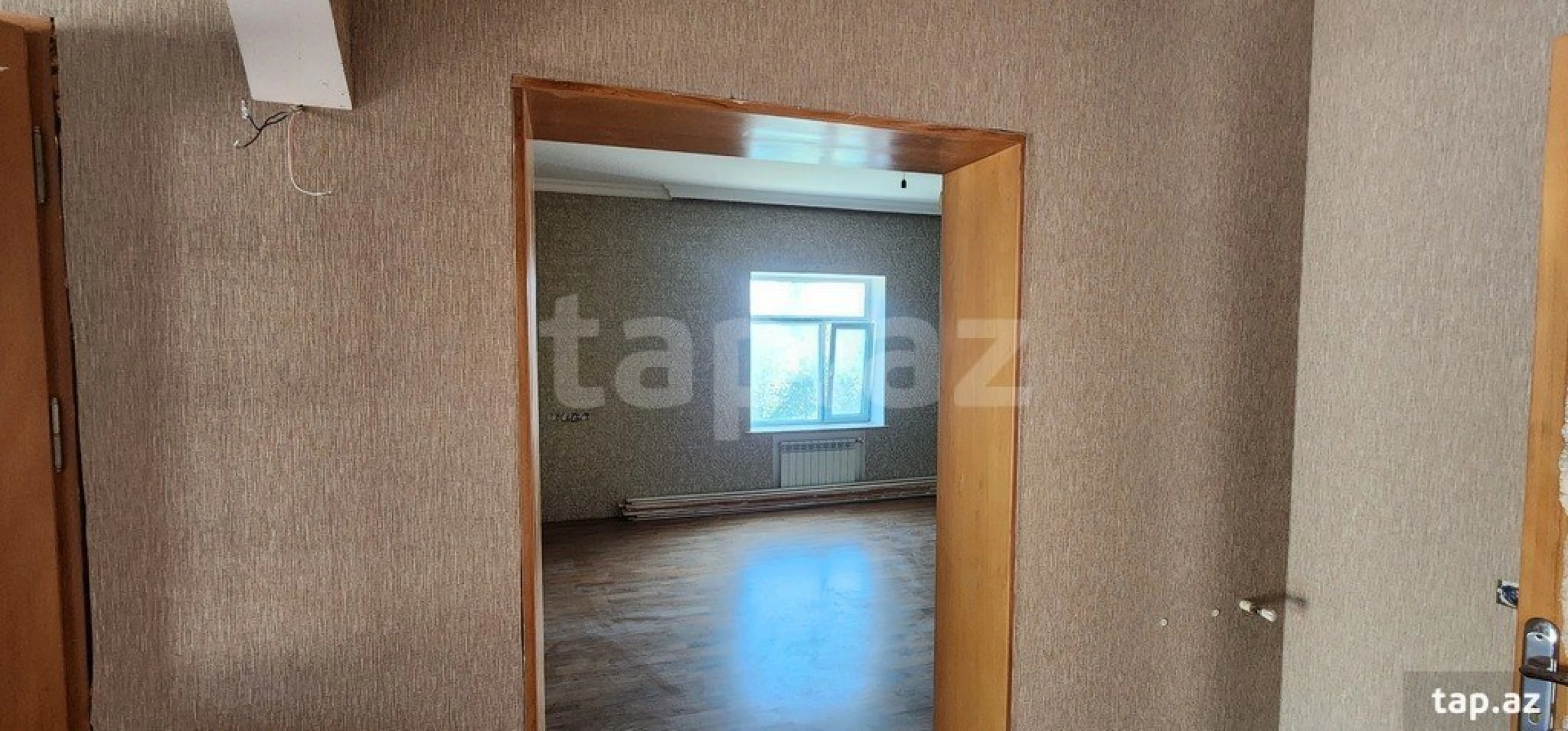 Satılır 4 otaqlı həyət evi