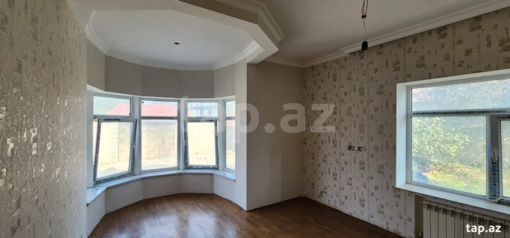 Satılır 4 otaqlı həyət evi