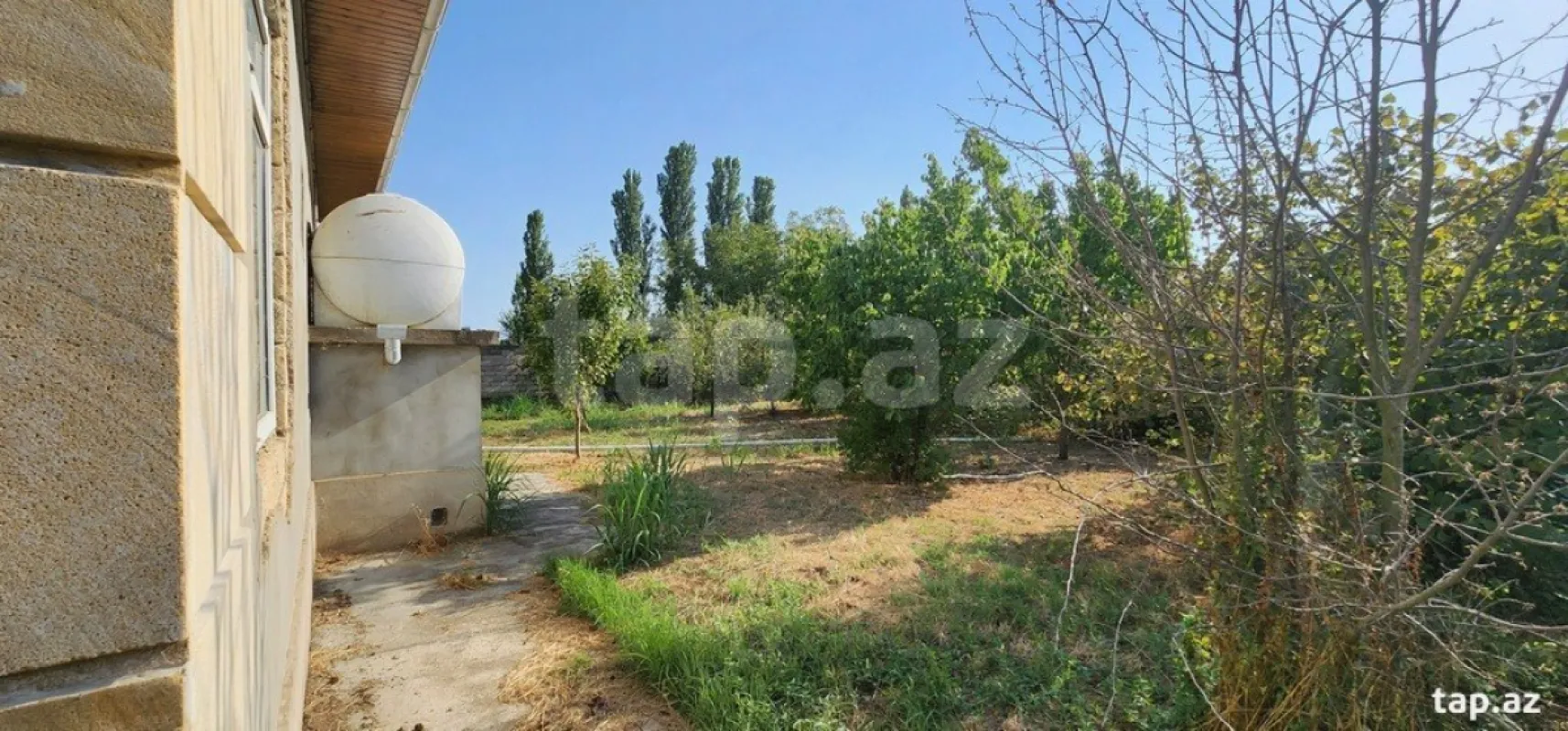 Satılır 4 otaqlı həyət evi