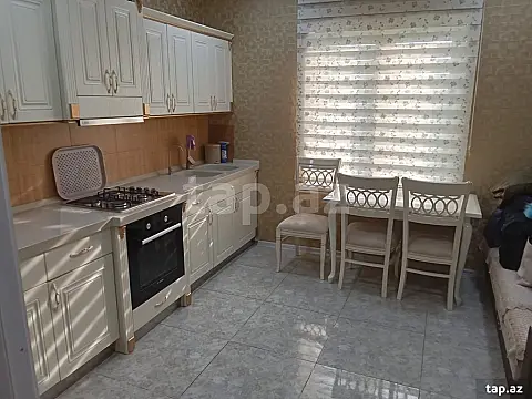 Kirayə verilir 4 otaqlı həyət evi