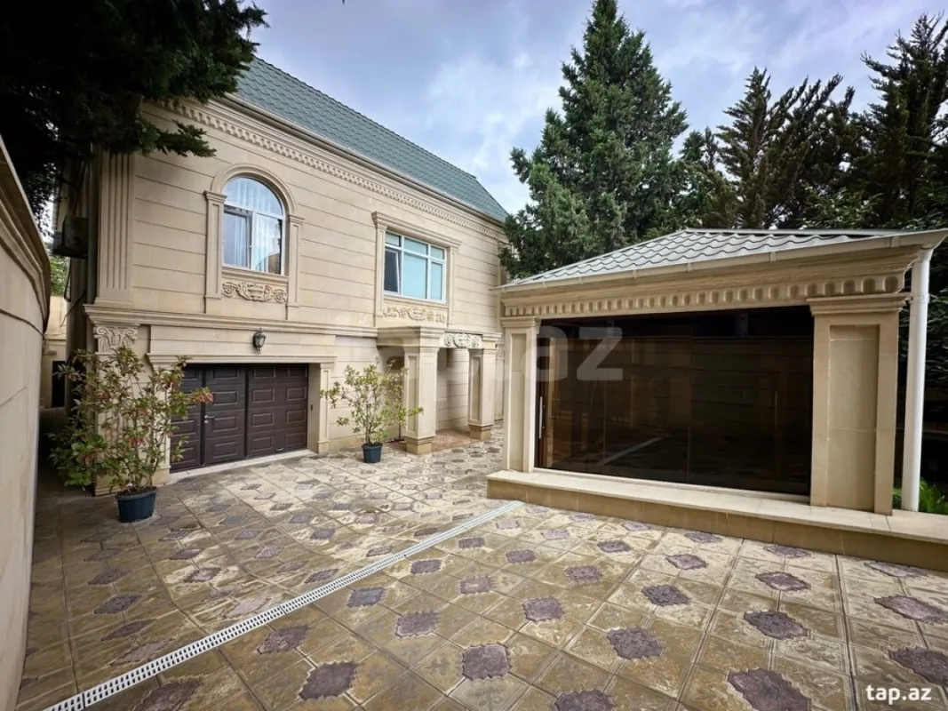 Satılır 5 otaqlı həyət evi