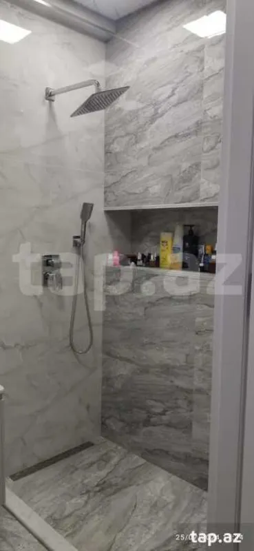 Satılır 2 otaqlı yeni tikili 64 m²