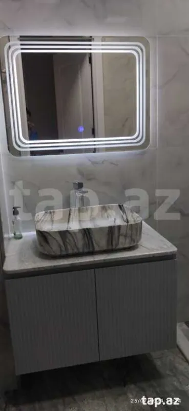 Satılır 2 otaqlı yeni tikili 64 m²