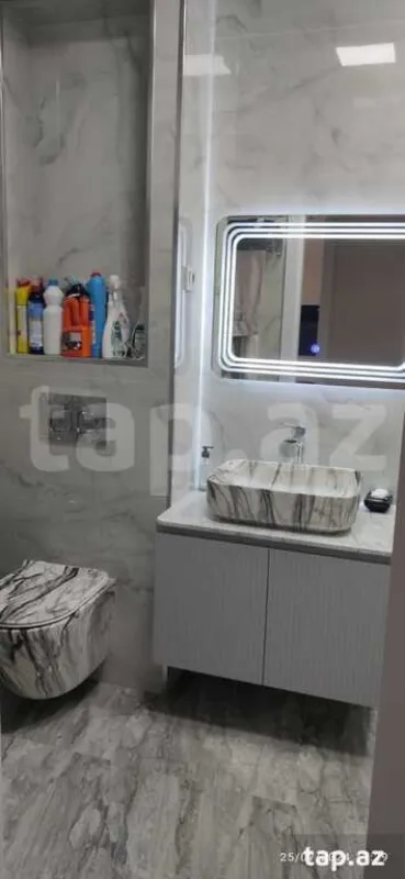 Satılır 2 otaqlı yeni tikili 64 m²