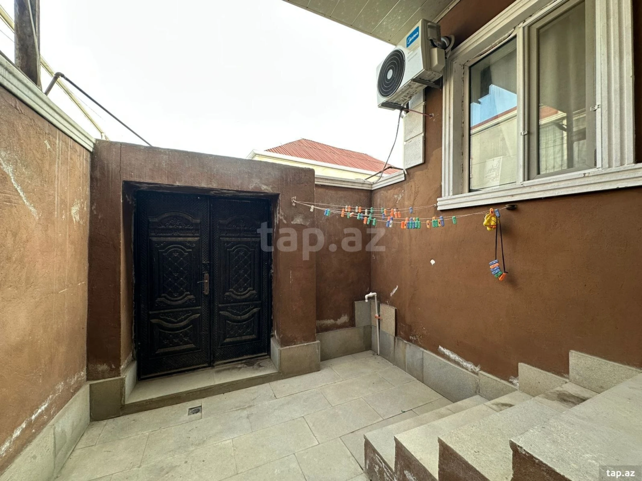 Satılır 2 otaqlı həyət evi 60 m²