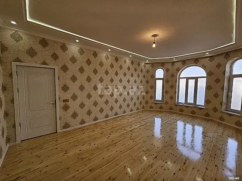 Satılır 4 otaqlı həyət evi