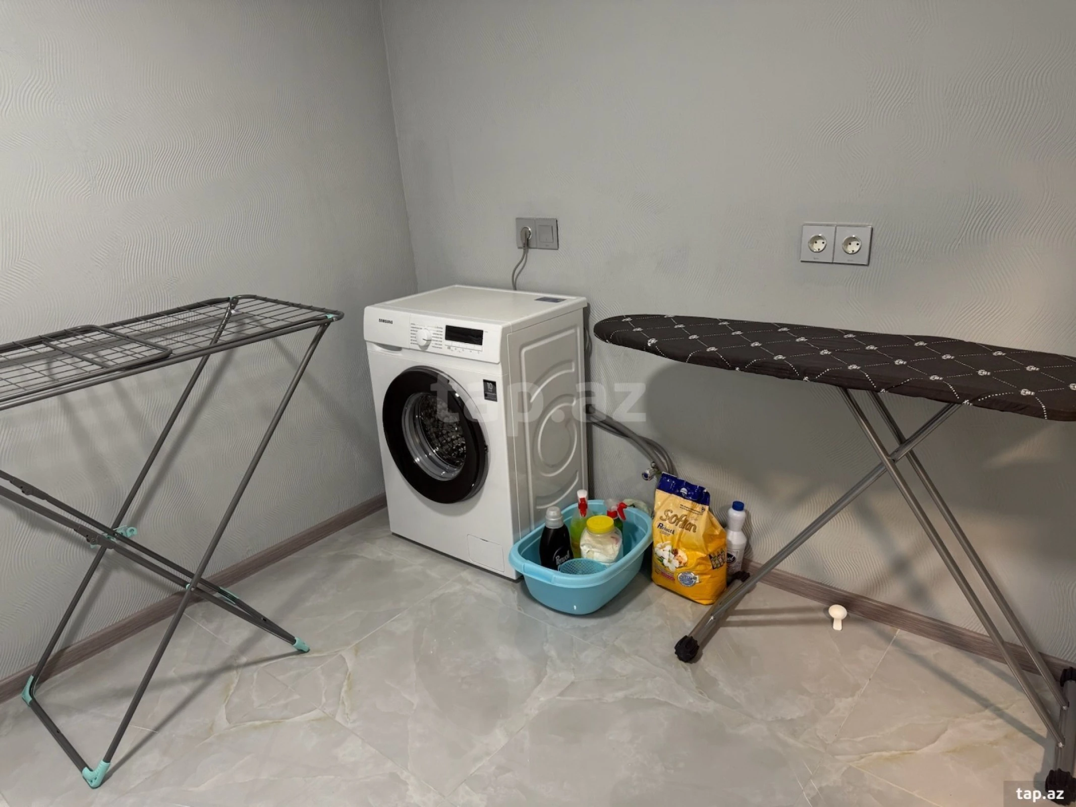 Kirayə verilir 6 otaqlı yeni tikili 140 m²