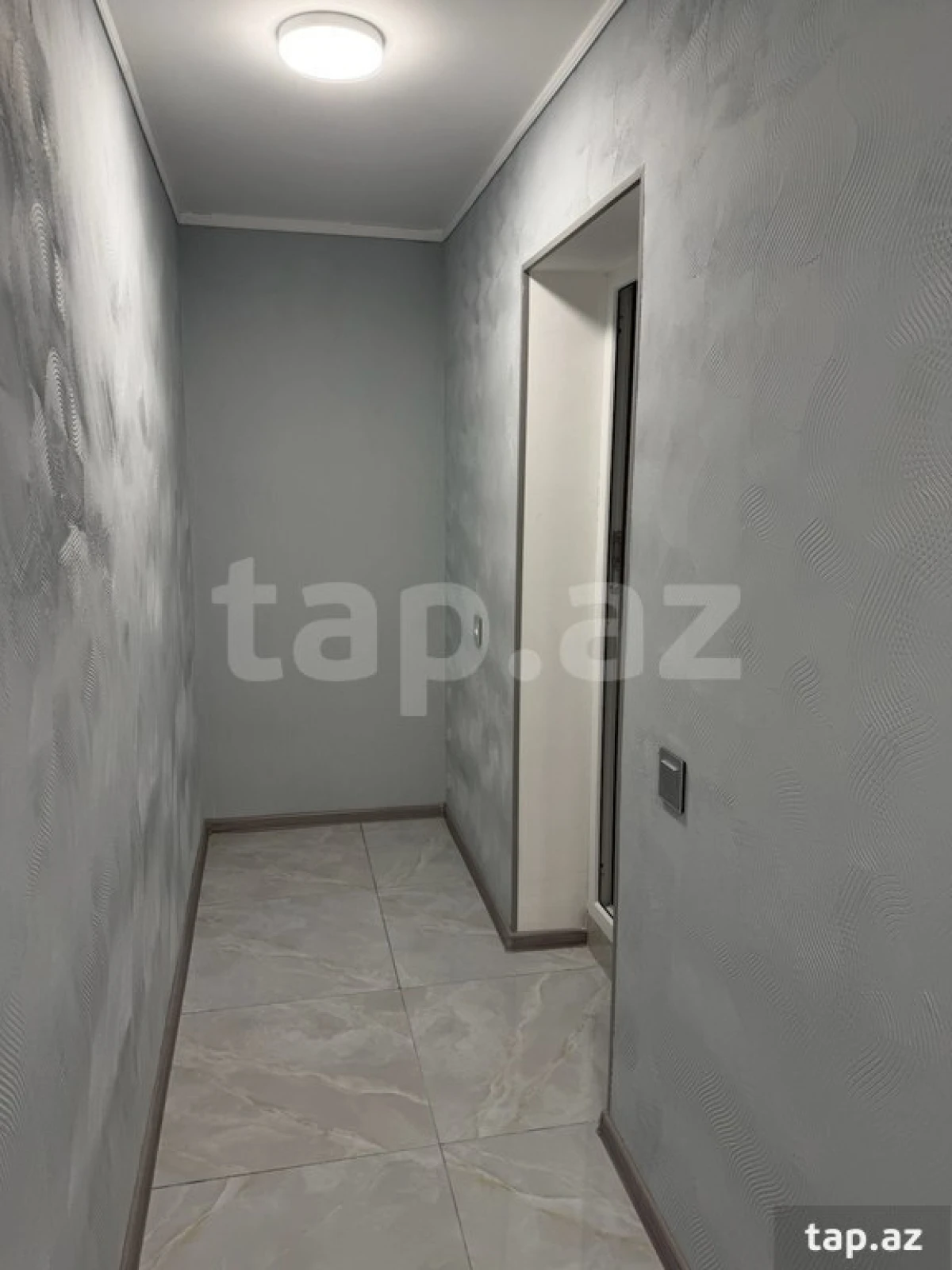 Kirayə verilir 6 otaqlı yeni tikili 140 m²