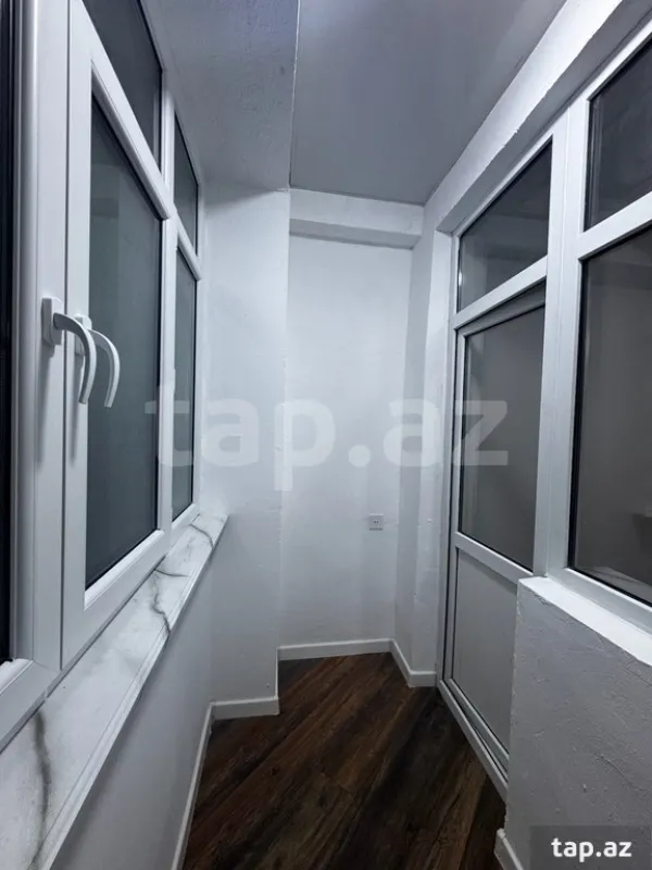 Satılır 3 otaqlı yeni tikili 100 m²