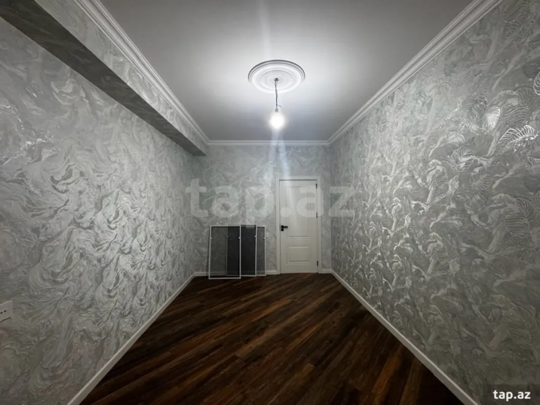 Satılır 3 otaqlı yeni tikili 100 m²