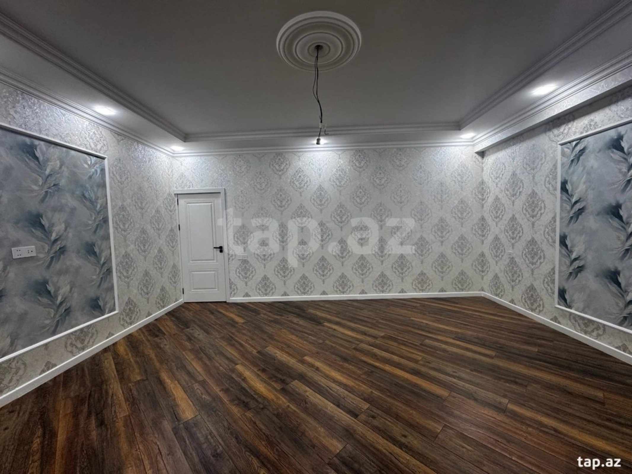 Satılır 3 otaqlı yeni tikili 100 m²