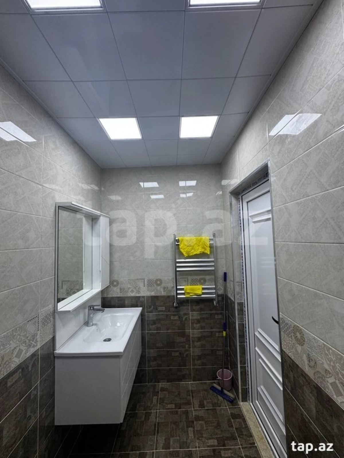 Satılır 3 otaqlı yeni tikili 100 m²