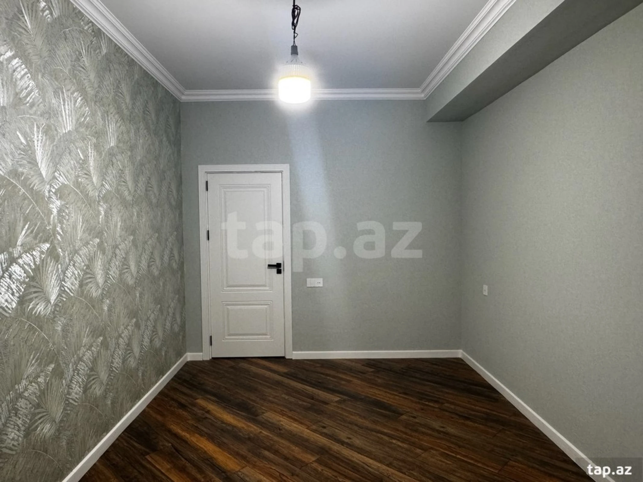 Satılır 3 otaqlı yeni tikili 100 m²