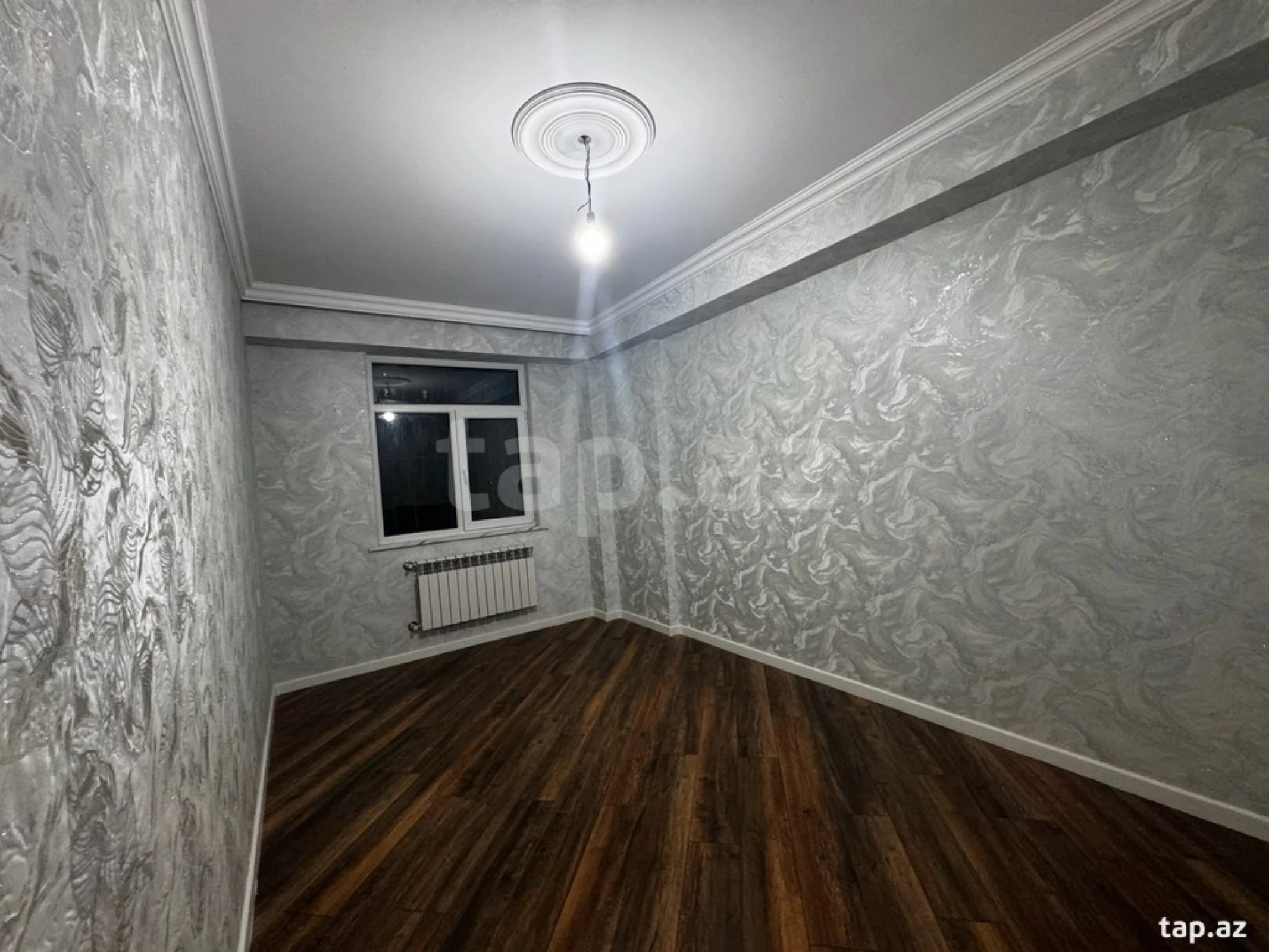 Satılır 3 otaqlı yeni tikili 100 m²