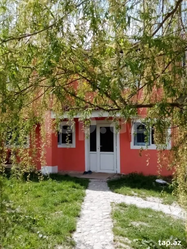 Kirayə verilir 3 otaqlı həyət evi 90 m²