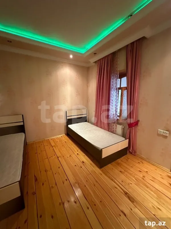 Kirayə verilir 4 otaqlı həyət evi
