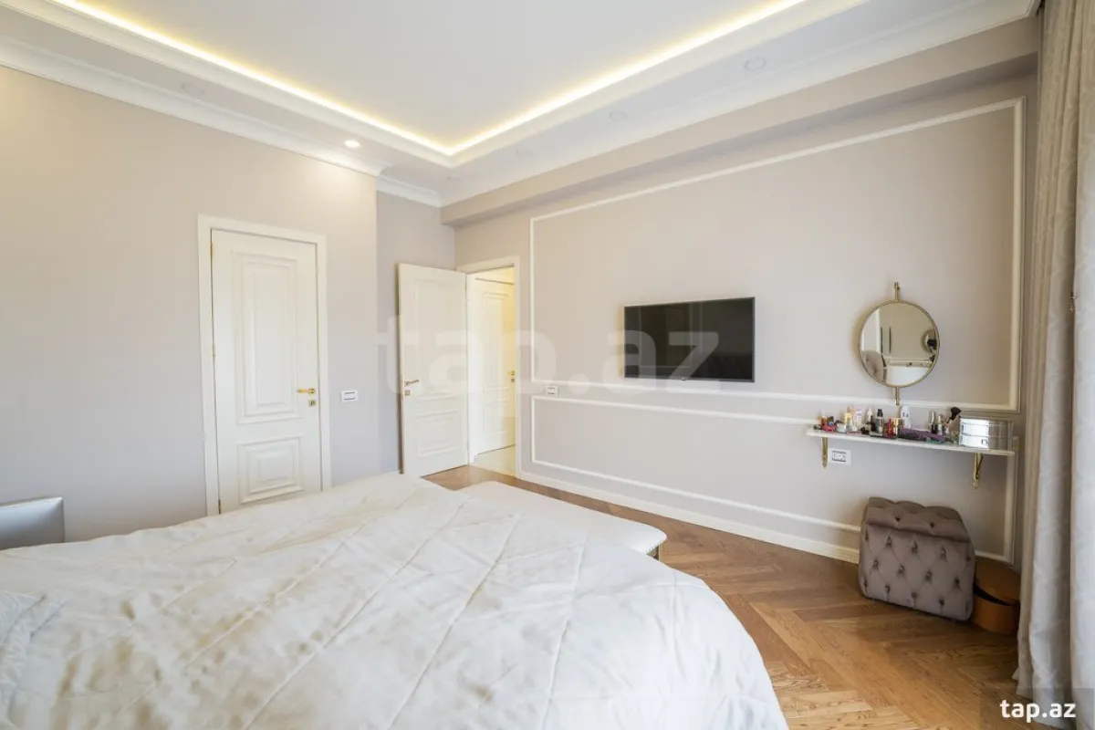 Satılır 3 otaqlı yeni tikili 166 m²