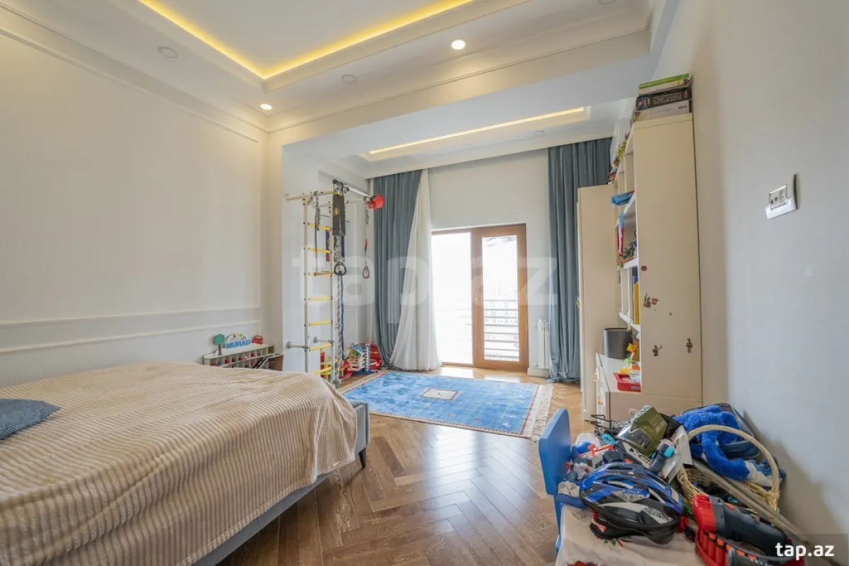 Satılır 3 otaqlı yeni tikili 166 m²