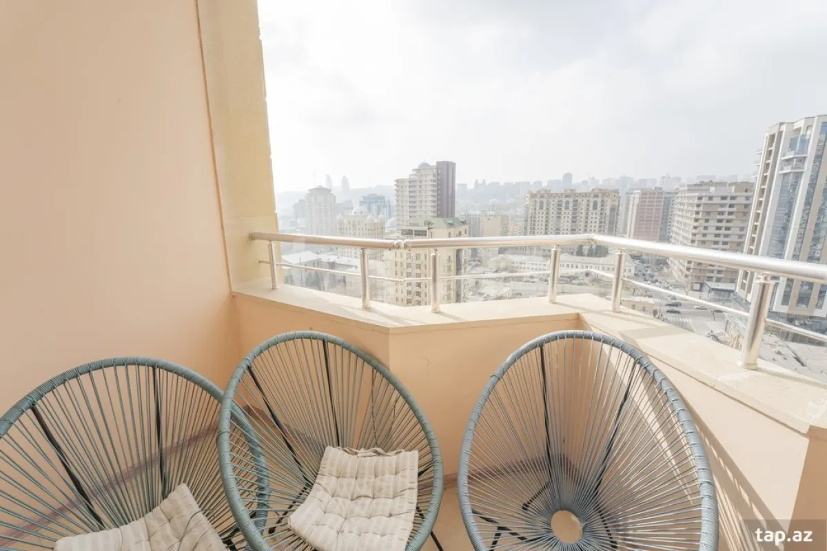 Satılır 3 otaqlı yeni tikili 166 m²