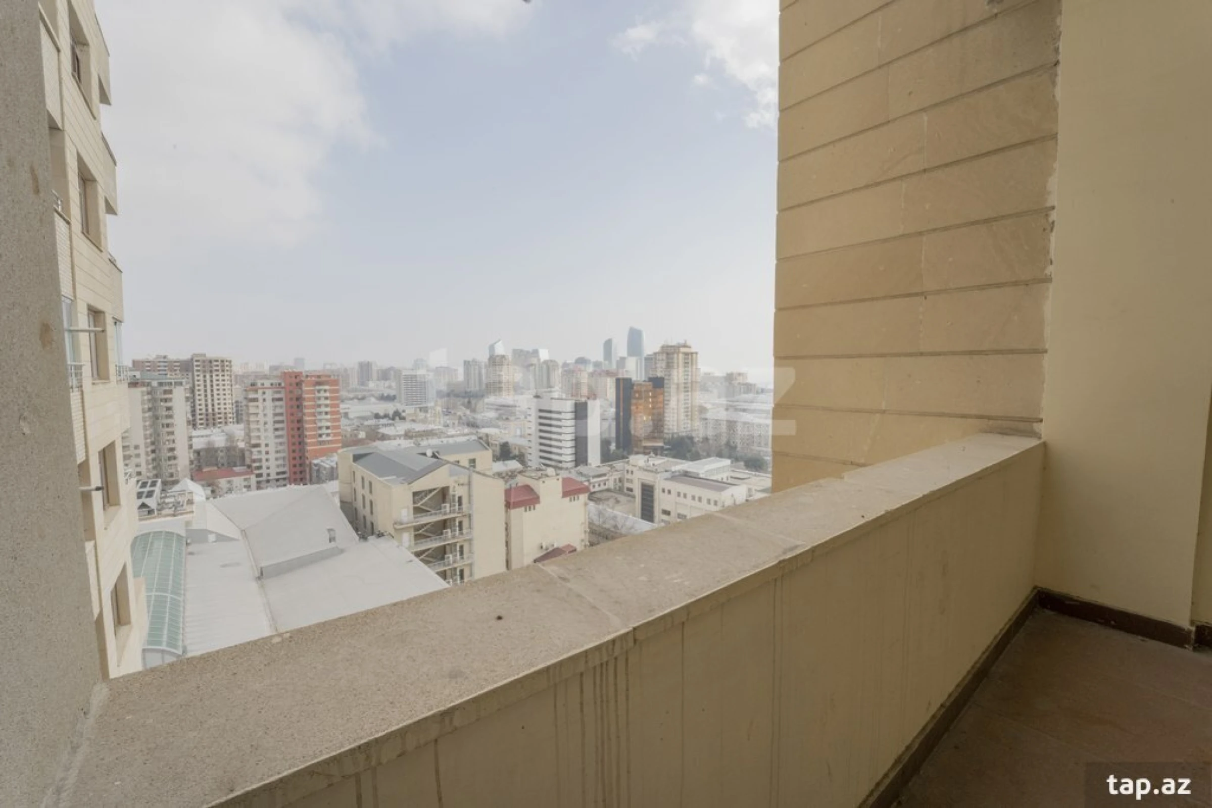 Satılır 3 otaqlı yeni tikili 166 m²