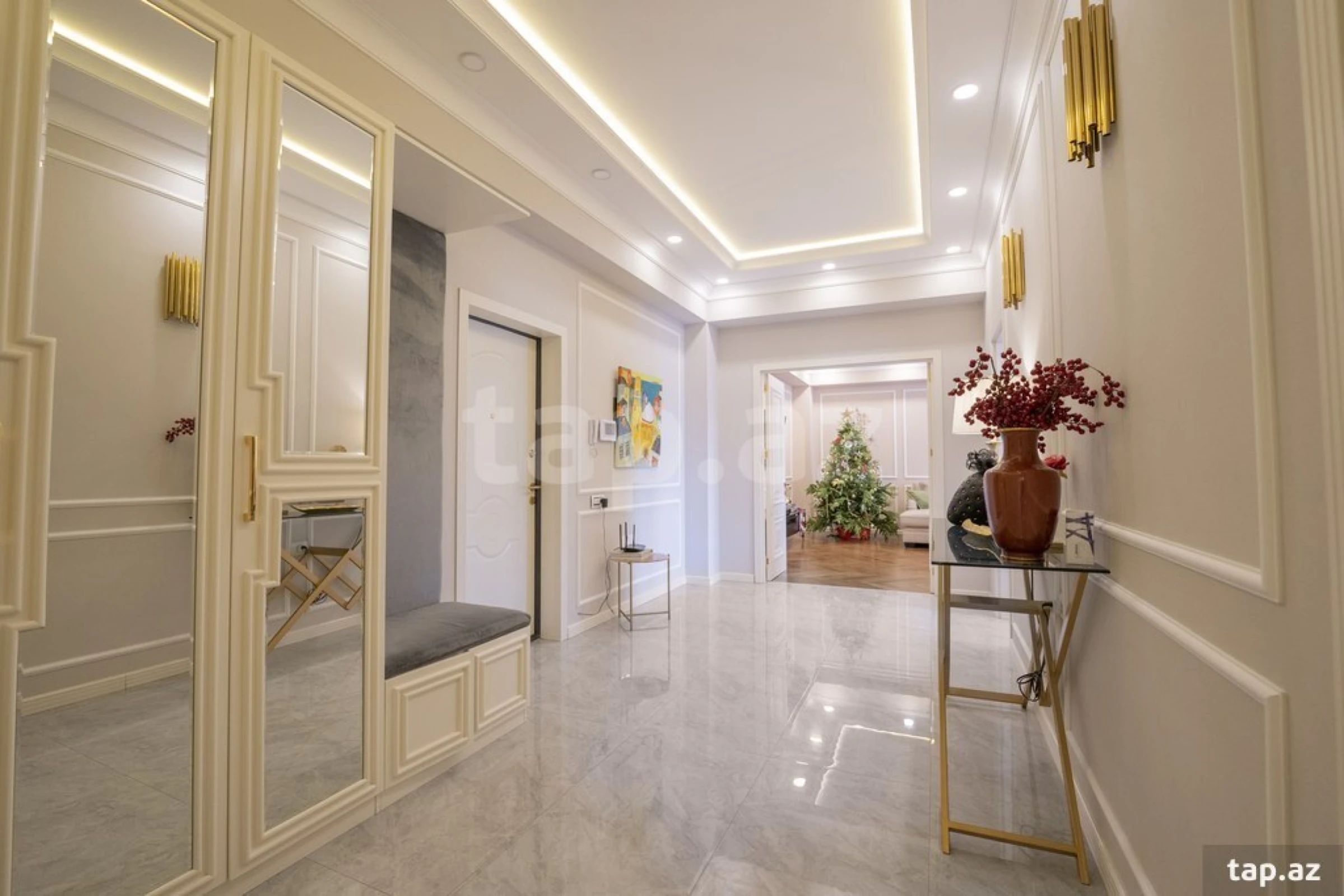 Satılır 3 otaqlı yeni tikili 166 m²