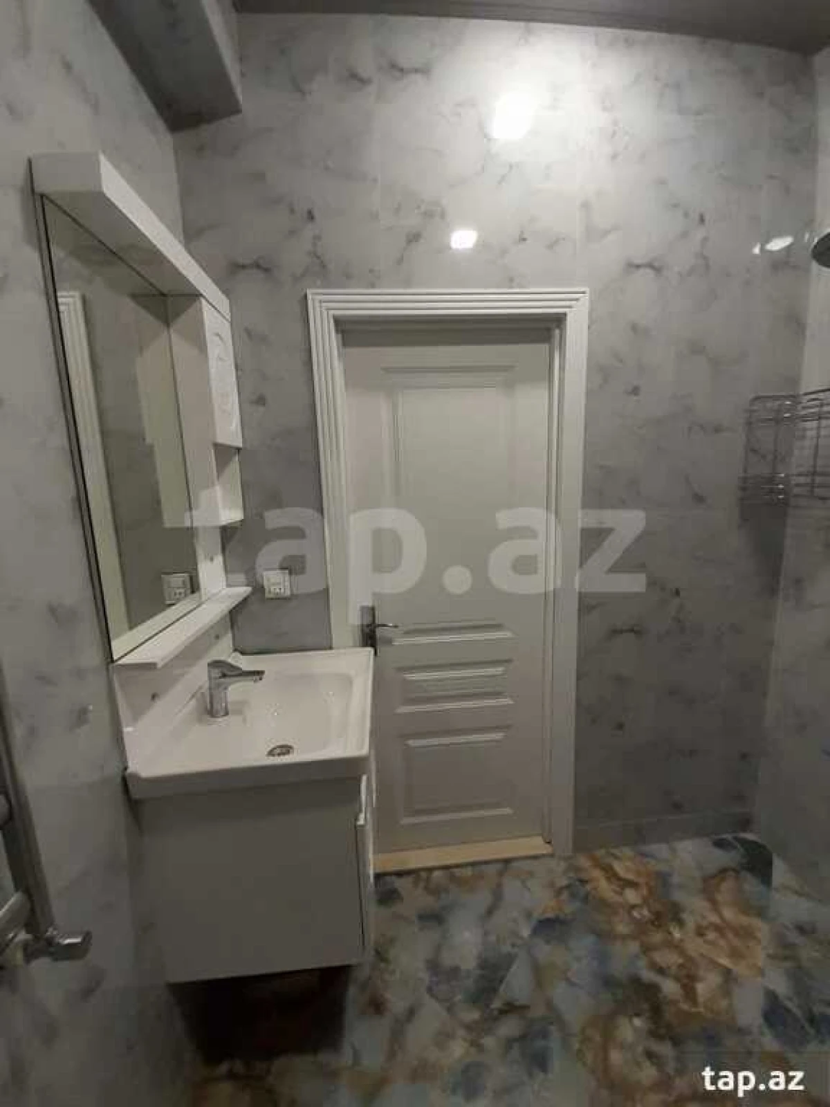 Kirayə verilir 2 otaqlı yeni tikili 50 m²